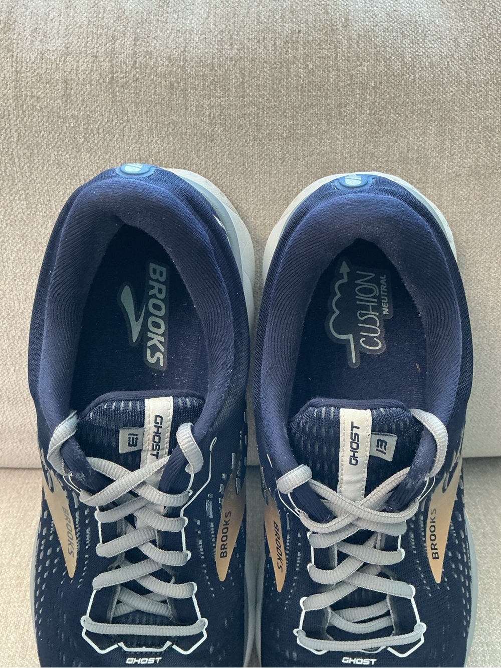 Brooks Ghost 13 Men’s Running Shoes Navy Silver Size 12.5 Excellent Condition - Picture 10 of 16